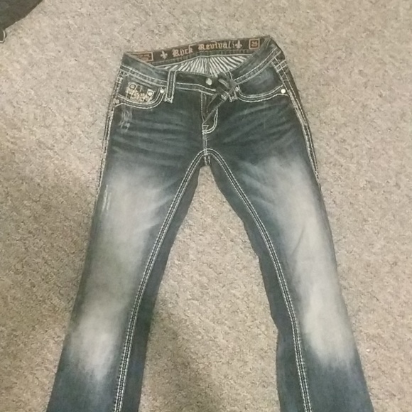 Jeans - Picture 2 of 3